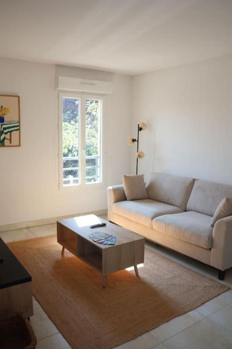 Suberbe Appartement Climatise Avec Terrasse Saint-Raphaël Extérieur photo
